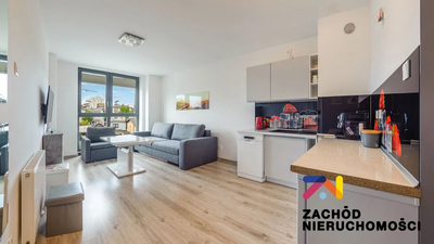 OFERUJEMY PAŃSTWU DO SPRZEDAŻY PIĘKNY APARTAMENT USYTUOWANY W ŚCISŁYM CENTRUM MIASTA - UL. GRYFA POMORSKIEGO W MIĘDZYZDROJACH. IDEALNY GOTOWIEC INWESTYCYJNY !!