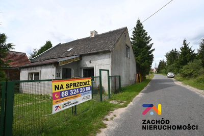 PRZEDSTAWIAMY PAŃSTWU NA SPRZEDAŻ DOM WOLNOSTOJĄCY pow. 168 m2   zlokalizowany w cichej i spokojnej okolicy niedaleko Żagania    -  w  miejscowości   Stanów