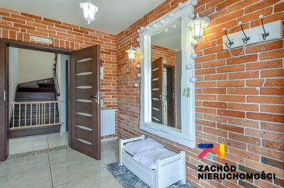 Na sprzedaż przestronny, ustawny, duży dom wolnostojący o powierzchni 187,6 m2 usytuowany na działce o powierzchni 900 m2 w miejscowości Koryta w gminie Torzym. - 3