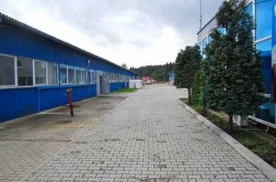 Biuro obrotu nieruchomościami Zachód oferuje reprezentacyjny obiekt biurowo, magazynowo, produkcyjny, zaprojektowany i wykonany w wysokim standardzie. - 3