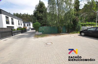 Na sprzedaż nieruchomość składająca się z 2niezależnych budynków: usługowo- biurowy oraz rozpoczęta budowa budynku mieszkalnego usytuowanych na 2 osobno wydzielonych działkach plus 3 działka na wydzi… - 2