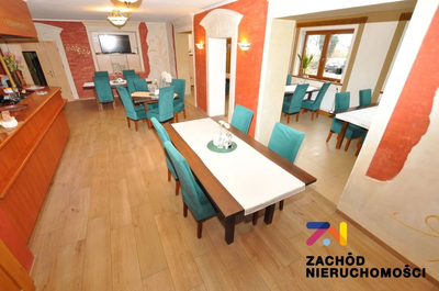 Na sprzedaż atrakcyjny kompleks hotelowy z restauracją łącznej powierzchni ok. 740 m2 usytuowany na działkach o łącznej powierzchni 4187 m2 zlokalizowany w miejscowości Otyń przy głównej drodze. - 4