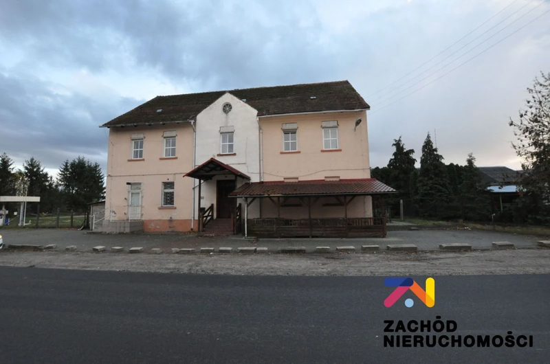 Na sprzedaż budynek wolnostojący o powierzchni 400 m2 usytuowany na działce o powierzchni 1138 m2, zlokalizowany w miejscowości Konotop, gmina Kolsko, powiat nowosolski. Obiekt obecnie wynajmowany pr… - 152480227-1l.jpg