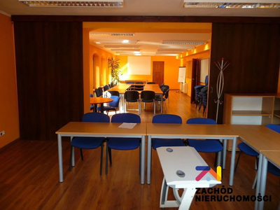 Oferujemy Państwu do wynajęcia lokal użytkowy o pow. 110m2 w ścisłym centrum Zielonej Góry. - 3