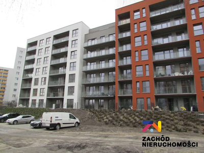 Do wynajęcia miejsce postojowe w hali garażowej nowoczesnego budynku przy ul. Lisiej 12- 14. Wjazd do hali bramą automatyczną zamykaną na pilota. - 3