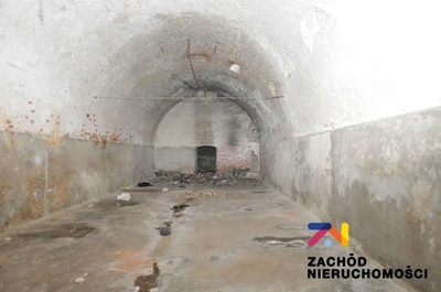 Prezentujemy na sprzedaż ruiny Starego Browaru (później śledziarni) o pow. około 800m2, znajdującego się bezpośrednio w Parku w centrum Żar. - 4
