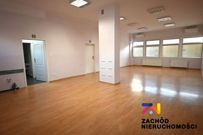 Oferujemy na sprzedaż lokal usługowy o powierzchni 136m2 zlokalizowany przy Alei Woj. Polskiego w kompleksie lokali w słynnym zielonogórskim MROWISKU. - 5