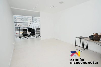 NAJEMCA NIE PŁACI PROWIZJI DLA BIURA - 4