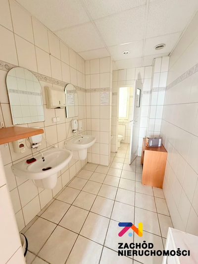 Posiadamy w swojej ofercie do wynajęcia lokal biurowy o powierzchni 24,91m2. - 3