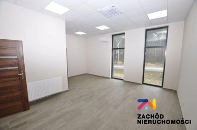 Do wynajęcia obiekt biurowy do wynajęcia o powierzchni 335 m2 usytuowane na 2 poziomach po 167,5 m2 na każdej kondygnacji. Obiekt murowany przylegający do hali magazynowej. - 5