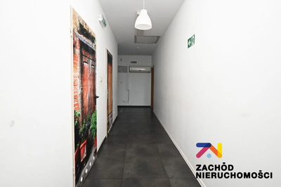 Do wynajęcia atrakcyjny lokal użytkowy położony na pierwszym piętrze przy ul. Wrocławskiej - jednej z głównych ulic Zielonej Góry. - 4