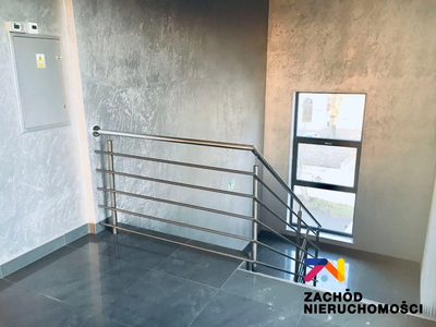 Przedstawiamy atrakcyjną ofertę wynajmu nowoczesnego biura w prestiżowym kompleksie biurowym, usytuowanego na II piętrze z niezależnym wejściem. To idealne miejsce dla firm poszukujących funkcjonalne… - 3