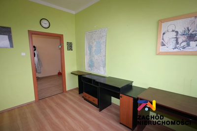 Do wynajęcia pomieszczenie biurowe składające się z dwóch pokoi o łącznej powierzchni 24m2. Każdy pokój po 12m2. - 2