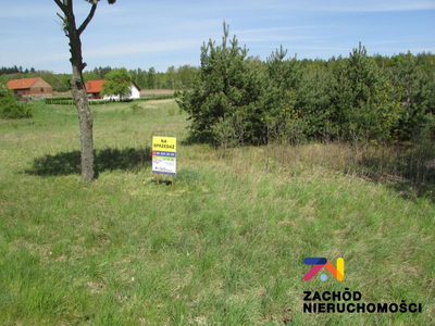 Na sprzedaż działka o powierzchni 1400 m2 usytuowana przy głównej drodze przelotowej - Nowe Miasteczko- Polkowice, 5 km do zjazdu na S3.