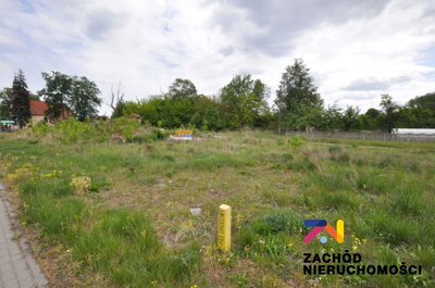Na sprzedaż działka o powierzchni 500 m2 usytuowana bezpośrednio przy drodze głównej w miejscowości Sycowice- Gmina Czerwieńsk. - 2