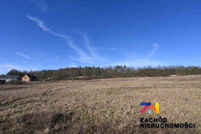 Na sprzedaż działka budowlana o pow. 1558 m2 usytuowana w kompleksie 10 działek zlokalizowanych w miejscowości Drągowina koło Nowogrodu Bobrzańskiego.