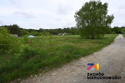 Na sprzedaż działka o powierzchni 901 m2 usytuowana w Drzonkowie zlokalizowana w niedalekiej odległości od lasu, na nowo rozwijającym się osiedlu. - 5