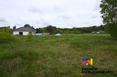 Na sprzedaż działka o powierzchni 901 m2 usytuowana w Drzonkowie zlokalizowana w niedalekiej odległości od lasu, na nowo rozwijającym się osiedlu. - 4