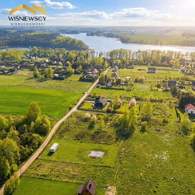 Uzbrojona działka, 1800m² – 600 m od jeziora