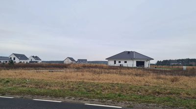 Do kupna malowniczo położona działka budowlana w Trzcielinie przy Aleii Słowiczej. Dogodne położenie działki: teren przy lesie , wokól nowa zabudowa mieszkaniowa, jednorodzinna, sąsiedztwo spokojne… - 3