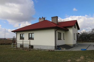 Piękny dom, duża działka, garaż - 2