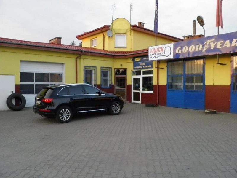 Zakład montażu i sprzedaży opon - 93782057.jpg