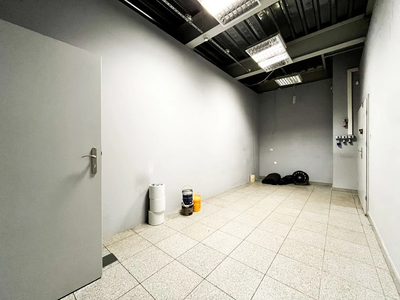 Lokal handlowo-usługowy, 118 m2, Bronowice, parter - 2