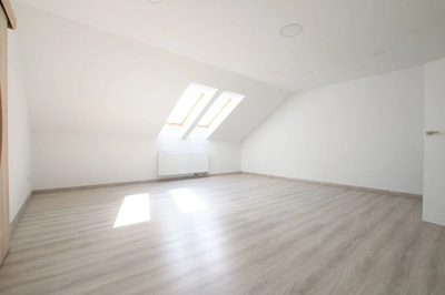 Rewelacyjna lokalizacja  , wszystko "pod ręką" - 5