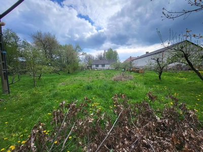 Smugi gm. Jastków- 56ar pod bliźniaka lub dom