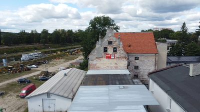Kompleks budynków przy ul. 6 Sierpnia w Puławach.. - 5