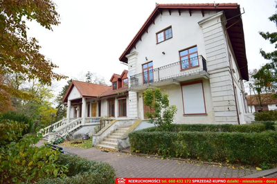 Zabytkowy Zespół Dworsko-Parkowy (XIXw. 1880 r) - 4