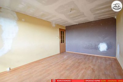 Blisko Nałęczowa, 3 pokoje z garażem i działką. - 4