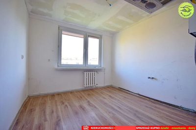 Blisko Nałęczowa, 3 pokoje z garażem i działką. - 3