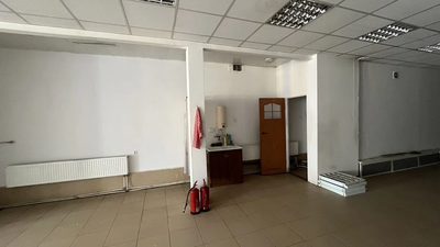 Lokal 370 m2 w centrum Zwolenia woj. mazowieckie. - 3