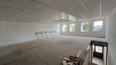 Lokal 370 m2 w centrum Zwolenia woj. mazowieckie. - 4