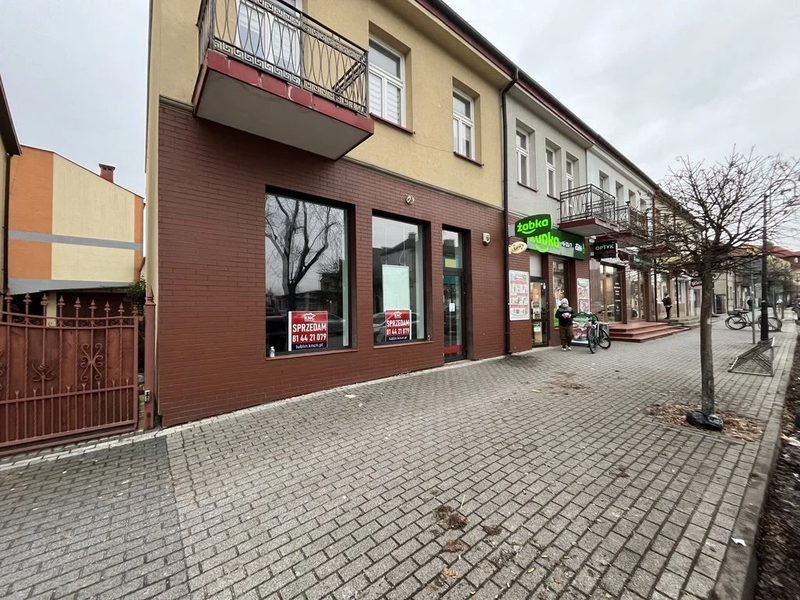 Lokal handlowy 180 m kw.  w centrum Dęblina. - 109036611.jpg