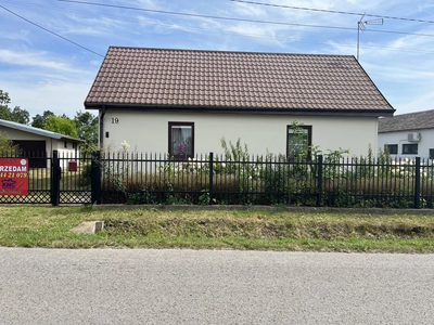 Dom z drewna  w Zielonce Starej pod Zwoleniem. - 2