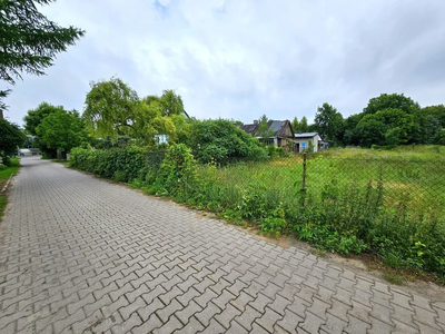 Działka budowlano-usługowa - Nałęczów, ul.Wójcika - 3