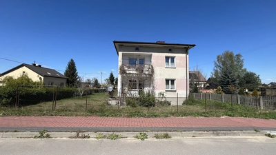 Dom murowany na działce w Baranowie pow. puławski. - 3