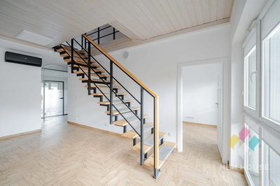 Niepodległości, pow. 128 m2, 2 balkony, winda