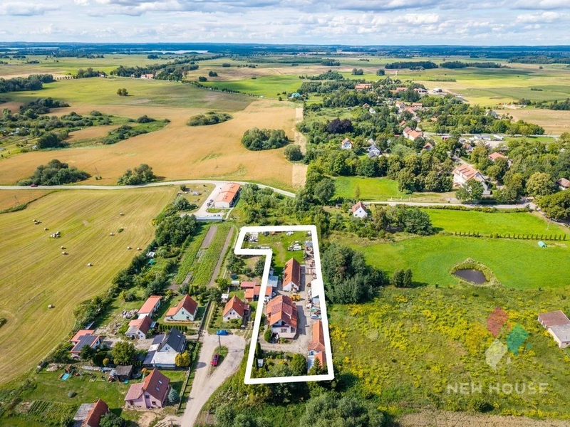Nieruchomość pod działalność, duży utwardzony plac - 108618072.jpg