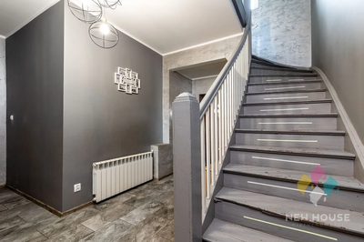 Dom nad rzeką koło Ełku, w stylu dworkowym - 4