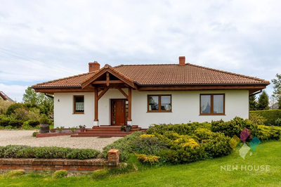 Posiadłość  z prywatnym stawem i pięknym ogrodem - 4