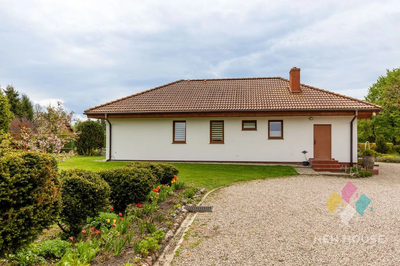 Posiadłość  z prywatnym stawem i pięknym ogrodem - 3