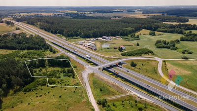 Działka pod zabudowę mieszkalną, usługową - 2