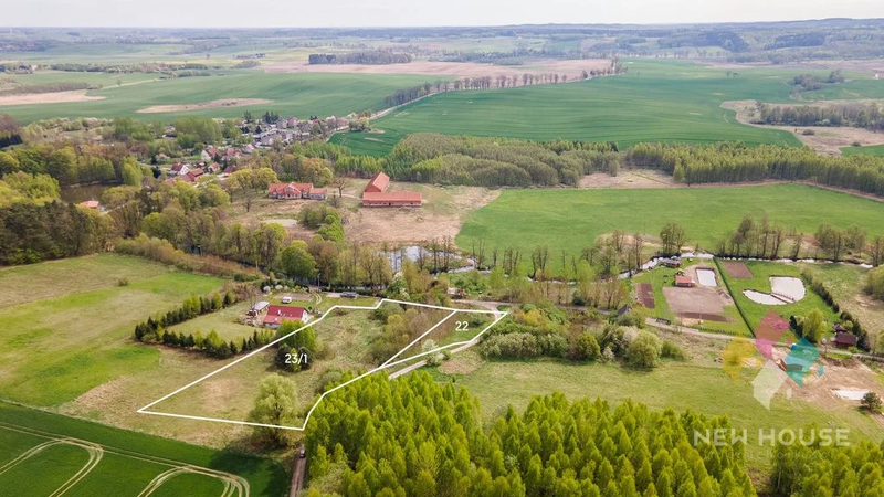 Działka na wzgórzu z widokiem na jezioro - 105391942.jpg
