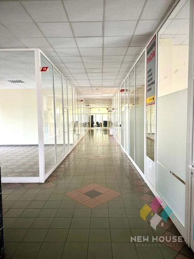 Gracja- lokal handlowo - biurowy 47m2 , 1 pietro - 2