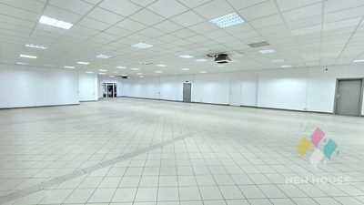 ul. Fabryczna, lokal użytkowy pow. 372 m2, parter - 5
