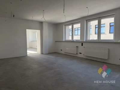 Biurowiec po remoncie 350 m2, bd lok. - 5