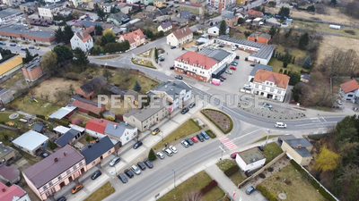 Budynek mieszkalno usługowy na Rynku w Nekli - 3